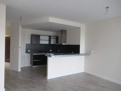 Imagen 3 de 21 de Departamento En Venta De 3 Ambientes, En Excelente Ubicación. Vicente Lopéz