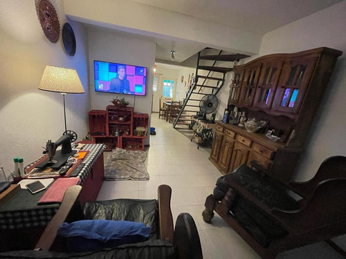 Imagen 5 de 16 de Triplex En Venta Zona Muñiz, San Miguel. Oportunidad!
