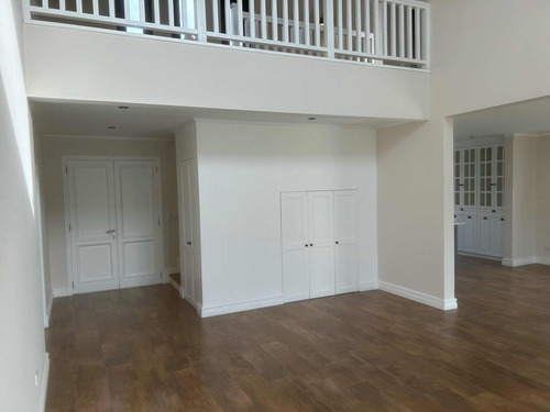 Casa En Venta - 5 Dormitorios 4 Baños - Cochera - 630mts2 - Mar Del Plata