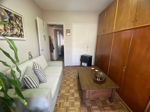 Venta De Apartamento 2 Dormitorios En El Centro