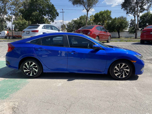 Imagen 6 de 14 de Honda Civic 2019 4p I-style L4/2.0 Aut