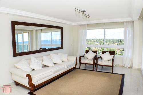 Alquiler Anual Edificio Le Jardin Punta Del Este- Ref: 13527