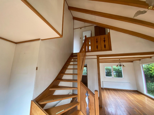 Casa De 78 M2 De2 Pisos, Sector Teja Sur, Isla Teja,valdivia