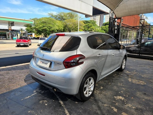 Imagem 6 de 10 de 208 1.2 Allure 12v Flex 4p Manual