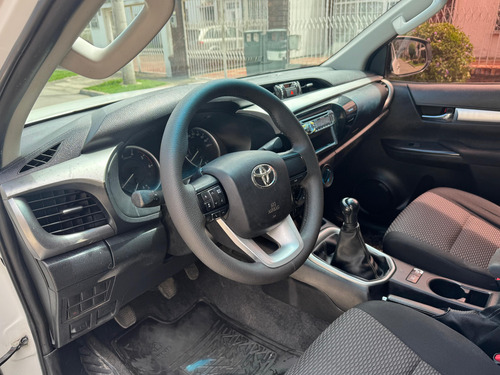 Toyota Hilux 4x4 2.4 Diésel