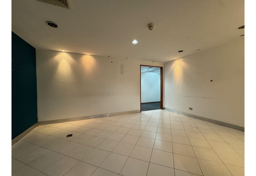 Chuao/cubo Negro/ofc 479m2/en Alquiler