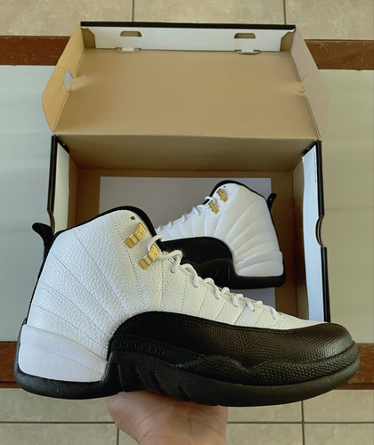 Tenis Air Jordan 12 Retro Taxi | 27 Mx | 9 Us. (Usado)