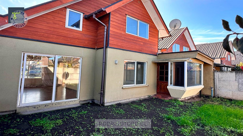 Casa En Venta De 3 Dorm. En Los Angeles