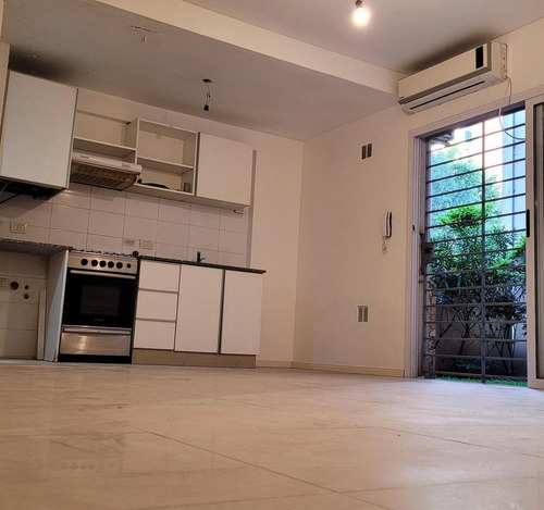 Imagen 4 de 10 de Departamento Monoambiente - Catelar Sur - 150m De La Estacio