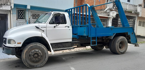 Caminhão F12000 C/ Polinguindaste + 15 Caçambas