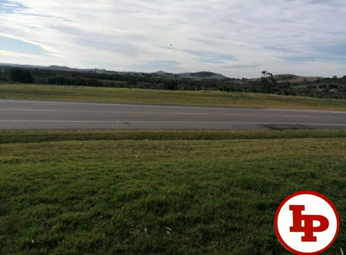 Campo De 13.5 Has Sobre Ruta, 2 Casas, Hermosa Vista