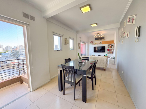 Departamento 3 Ambientes Con Dos Balcones Al Frente En Venta - Pringles 44 - Lanús Oeste