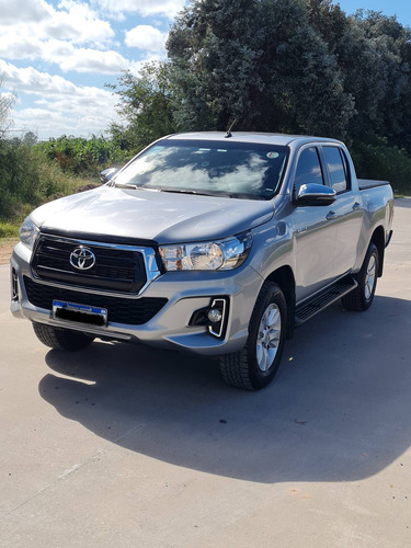 Toyota Hilux 2.8 Cd Srv 177cv 4x2 Modelo 2020