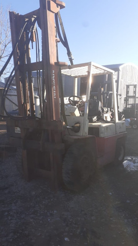 Autoelevador Diesel Nissan Fd40 De 4tn Envios Al Pais