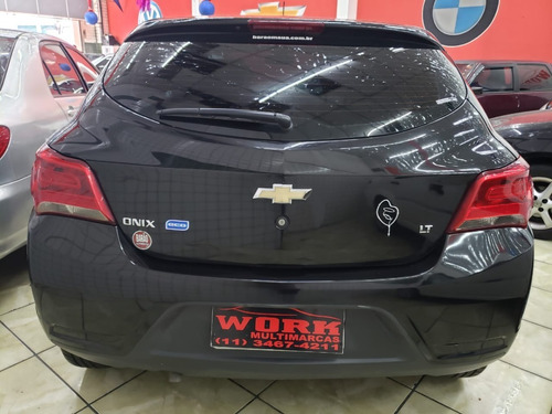 Chevrolet Onix Lt 1.0 Hatch 2018