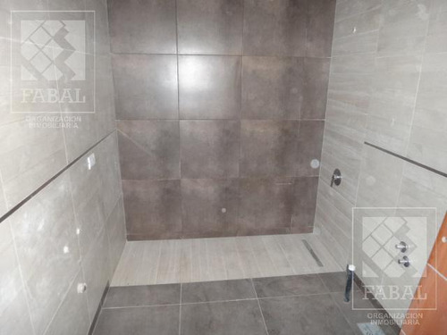 Casa Venta Rincón De Emilio, 3 Dormitorios, 3 Baños, Cochera Y Jardín