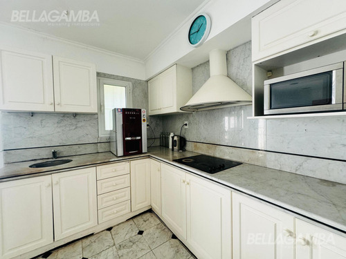 Casa Venta Martinez 7 Ambientes Jardin Piscina