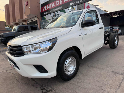 Toyota Hilux 2.7 Chasis Cabina Mt