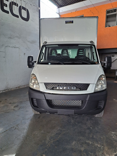 Iveco Daily 35s14 Bau Ano 17 Unico Dono Novissima