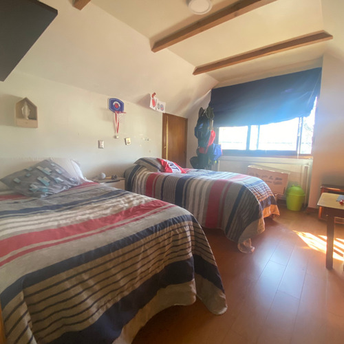 Casa En Arriendo 5 Dorm. Cercana A Colegios. Las Condes