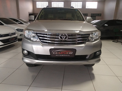 Imagem 3 de 15 de Toyota Hilux Sw4 2.7 Sr 4x2 16v Flex 4p Automático
