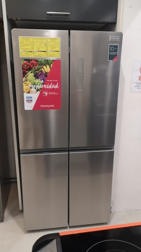 Refrigerador Frigidaire® Ffbn1721tv (18.p³) Nueva En Caja