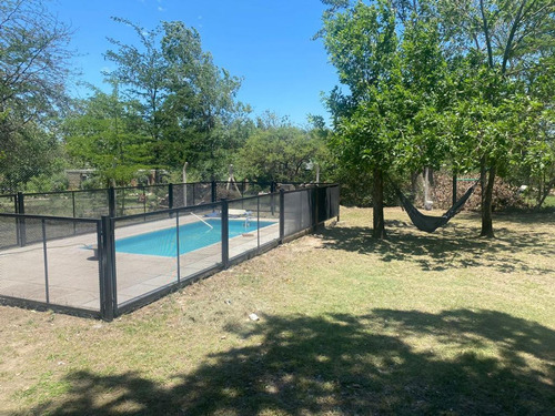 Casa En Venta. 2 Dorm. Villa Ciudad Parque