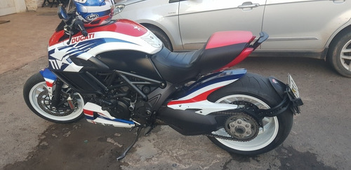 Ducat Diavel 1200c