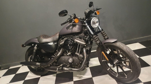 Imagen 3 de 15 de Harley Davidson Sportster 883 Iron