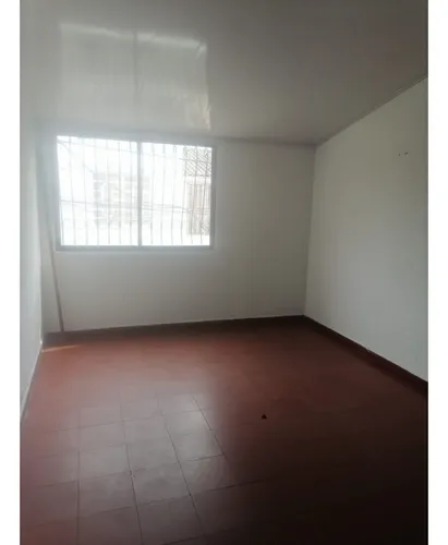 Vendo Casa Unifamiliar En Los Alamos , Cali