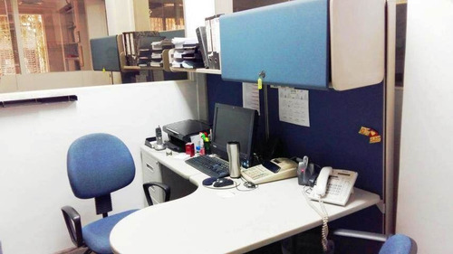 Imagen 10 de 14 de Galpon, Deposito Y Oficinas. Los Chaguaramos 23-3597 Juan Villarroel 0416 6120354