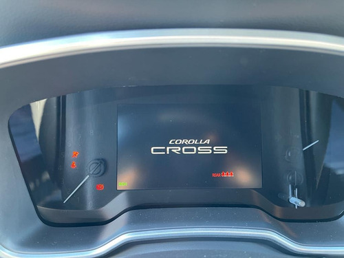 Imagen 8 de 15 de Toyota Corolla Cross 2.0 Seg Cvt 2023