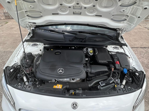 Mercedes-Benz Clase GLA 1.6 Gla250 4 matic Amg-line 211cv