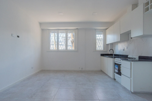 Dueño Directo Vende Ph 3 Ambientes Al Frente Planta Baja Con Patio Devoto