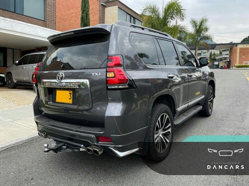 Toyota Prado Tlx
