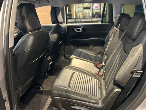 Jeep Commander Limited T270 Turbo Flex