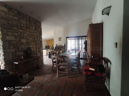 Imagen 15 de 18 de Venta De Casa En Cumbres De Curumo / Ofc 21-14880