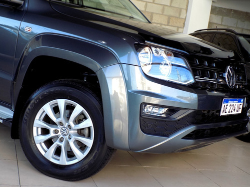 Imagen 10 de 25 de Amarok 2020 Comfortline-24000 Km- 1° Mano -u-n-i-c-a-permuto