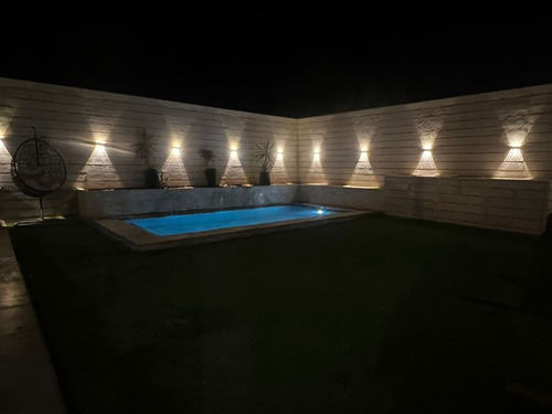 Se Vende Casa De 3d/4b, Cond. La Laguna. Padre Hurtado