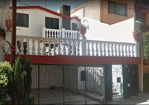 Casa En Venta En Atizapan, Col. Las Alamedas, Tum