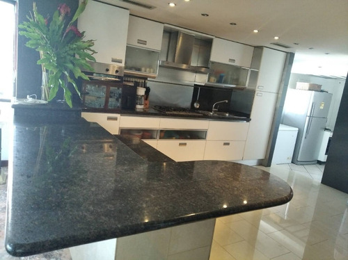 Imagen 3 de 18 de Venta Apto. Prebo 636mts. Angie Quintero 0414 4185517. Codigo 137362