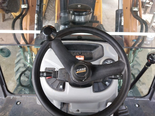 Imagen 10 de 15 de Retroexcavadora Case 851ex 4x4 Modelo 2021