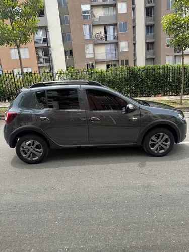 Renault Stepway 1.6 Dynamique / Intens