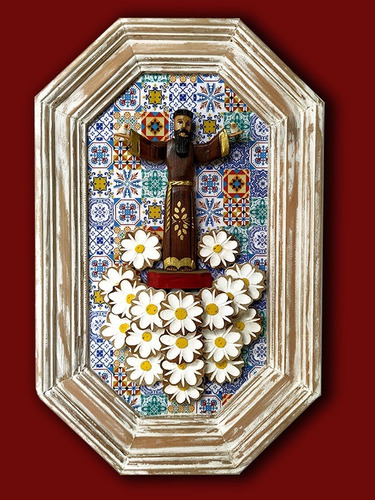 Imagem 1 de 6 de Quadro Decorativo De São Francisco Em Madeira 58x36cm