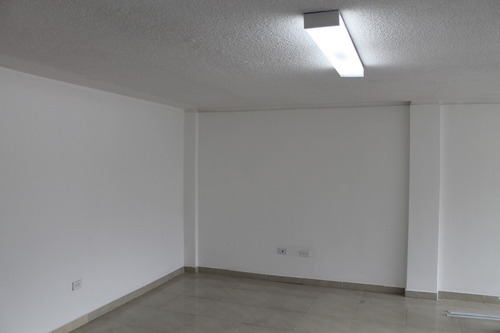Imagen 6 de 9 de Arriendo, Locales, Zona Segura, Oficinas,consultorios,academias,etc