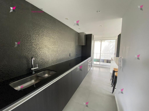 Apartamento En Alquiler - Punta Del Este- Ref: 9806