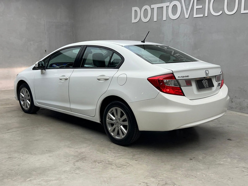 Honda Civic Sedan LXR 2.0 Flexone 16V Aut. 4p