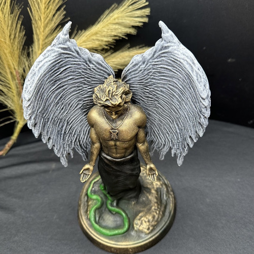 Imagem Lucifer Portador Da Luz - Resina 30cm Cor Dourado