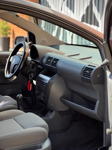 Volkswagen Fox 1.6 Comfortline 5p