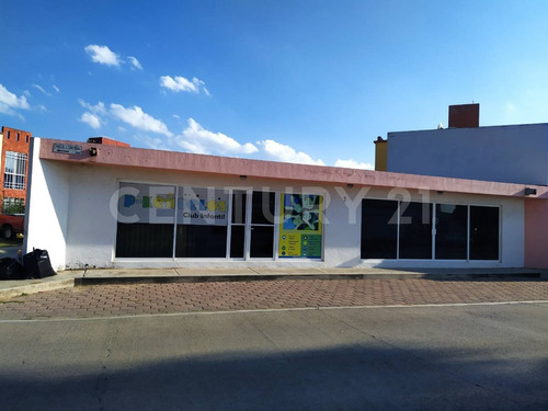 Local En Venta Paseos De San Isidro, San Juan Del Río, Querétaro